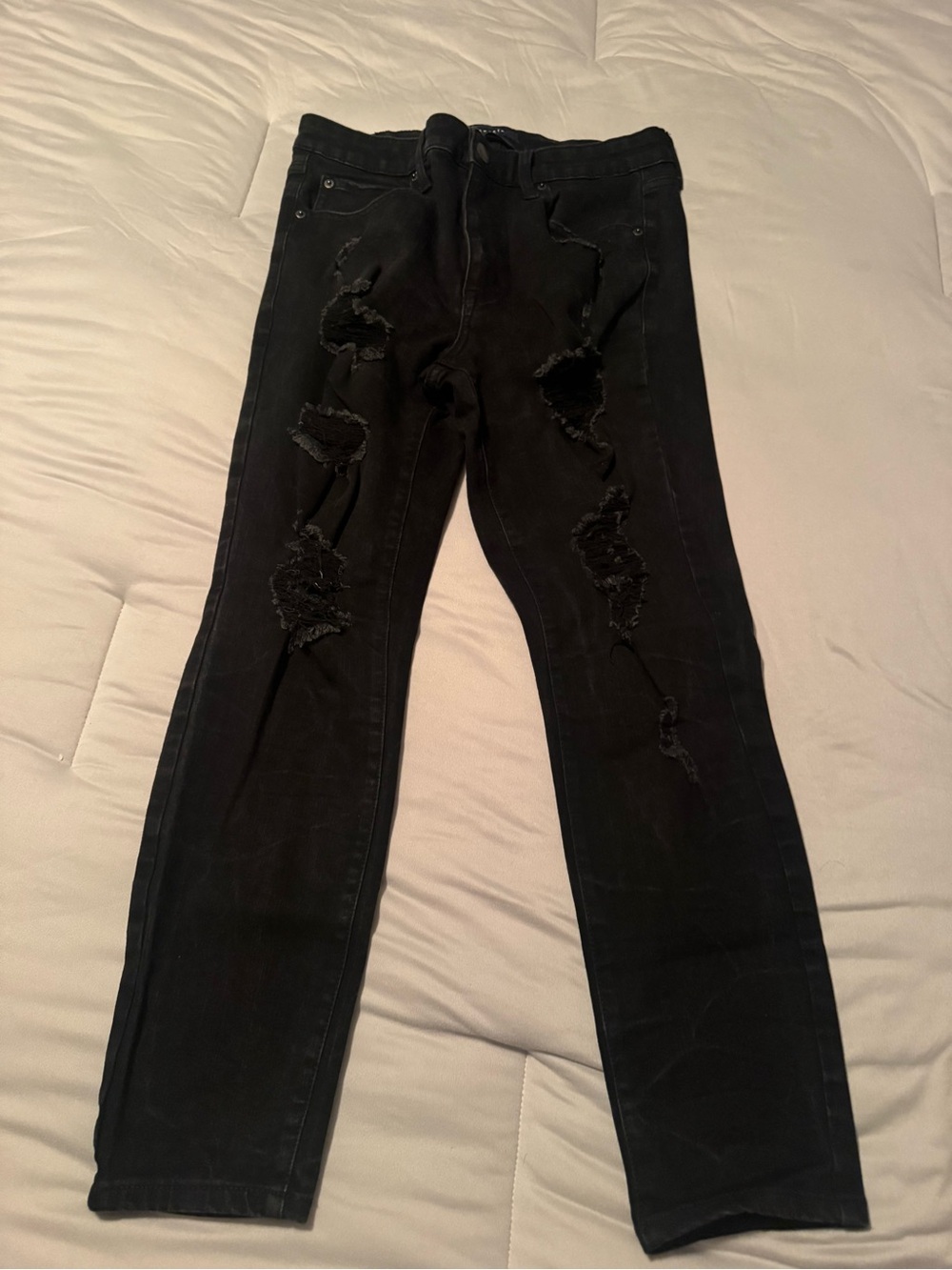 Aeropostale Black Ripped Women's Skinny Jeans